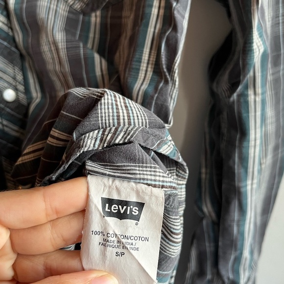 Levi's Authentic Western Wear Checkered Button-down Shirt - Picture 8 of 11